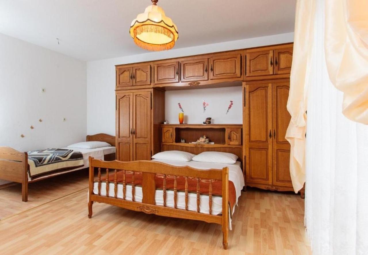 Apartment Knez 1 - 50 M From Beach Podstrana Luaran gambar