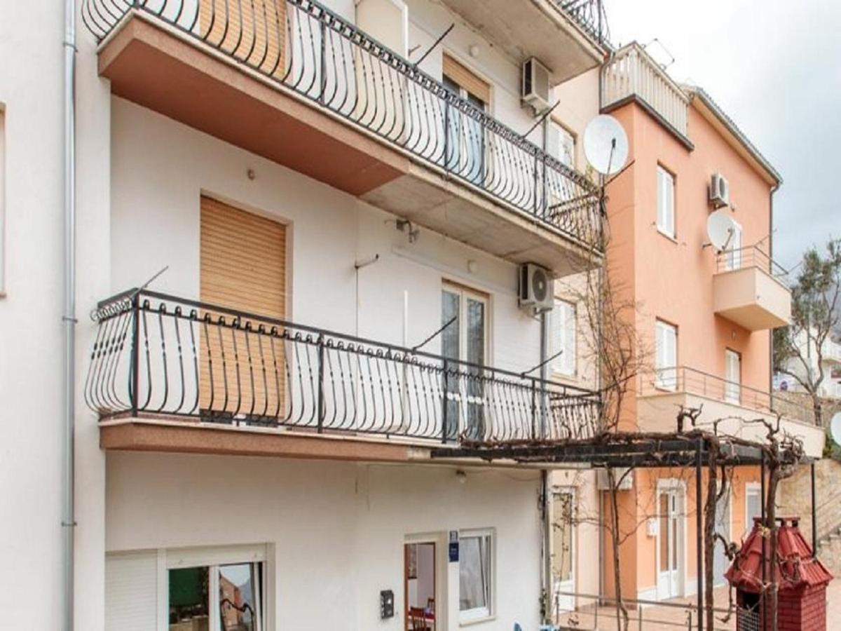 Apartment Knez 1 - 50 M From Beach Podstrana Luaran gambar