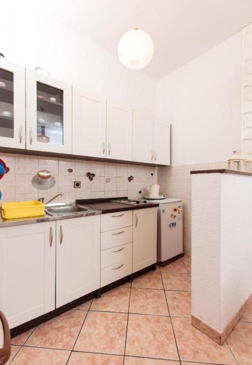 Apartment Knez 1 - 50 M From Beach Podstrana Luaran gambar