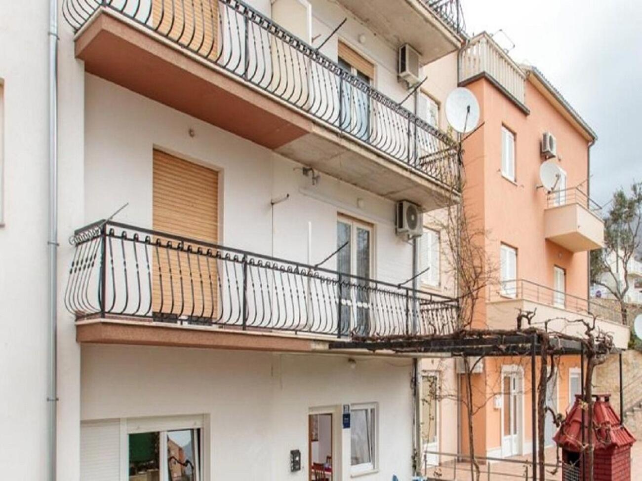 Apartment Knez 1 - 50 M From Beach Podstrana Luaran gambar